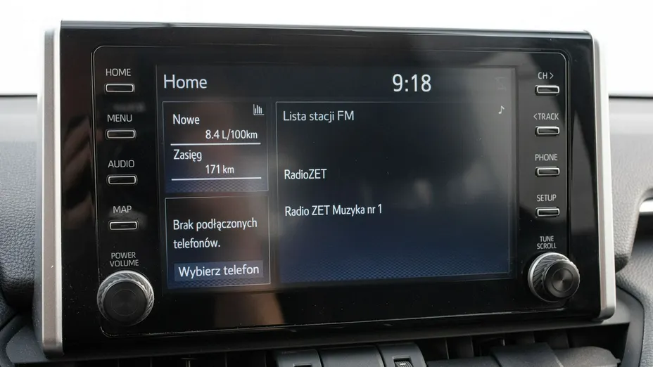 TOYOTA RAV4 -