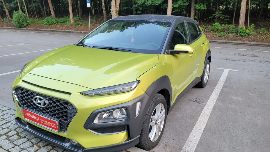 HYUNDAI Kona -
