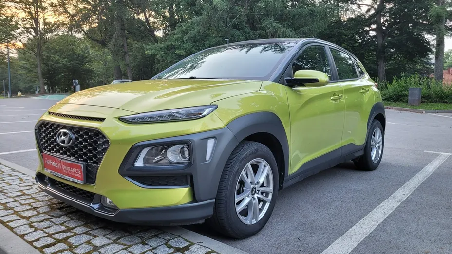 HYUNDAI Kona -