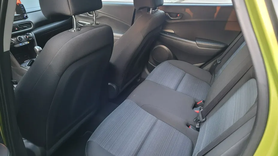 HYUNDAI Kona -