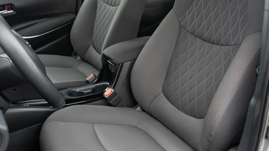 TOYOTA Corolla -