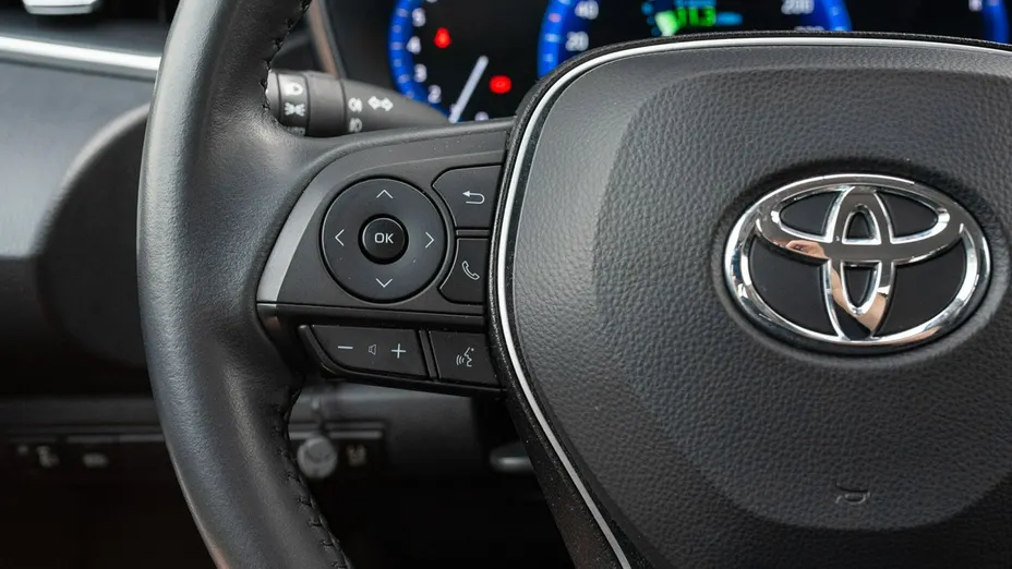 TOYOTA Corolla -