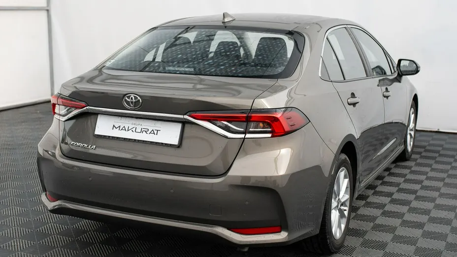 TOYOTA Corolla -