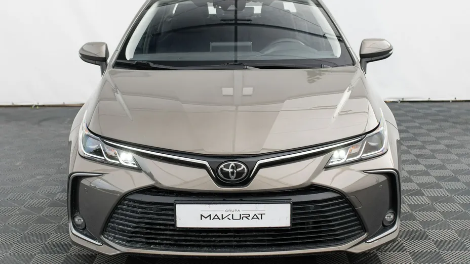 TOYOTA Corolla -