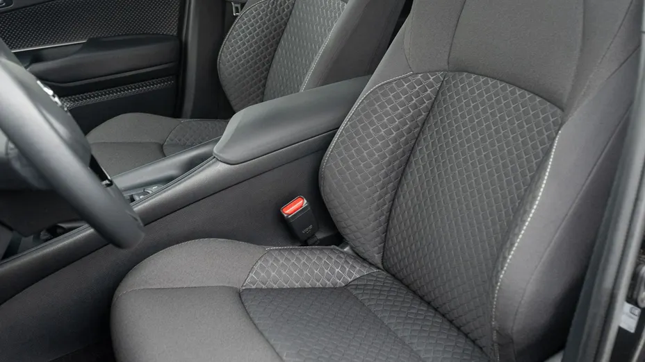 TOYOTA C-HR -