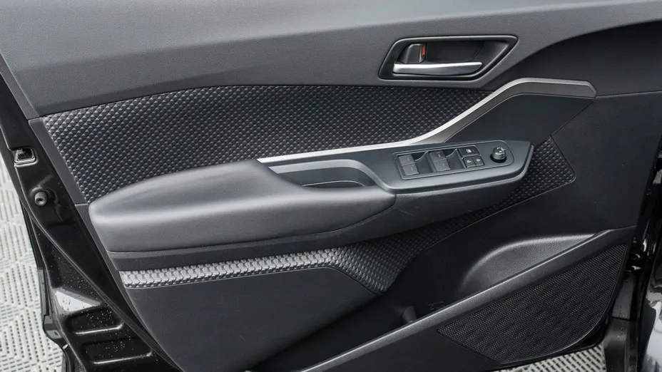 TOYOTA C-HR -