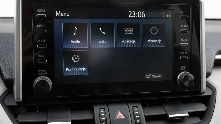 TOYOTA RAV4 -
