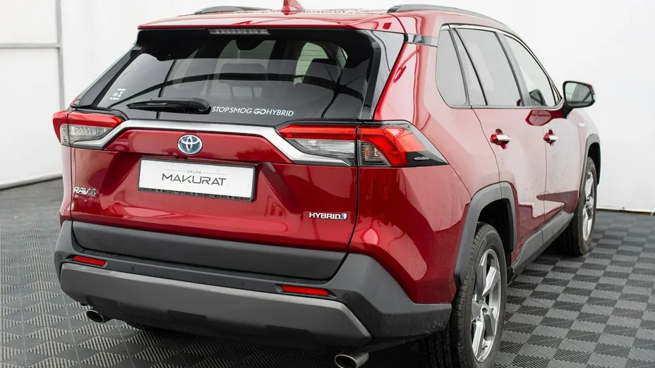 TOYOTA RAV4 -