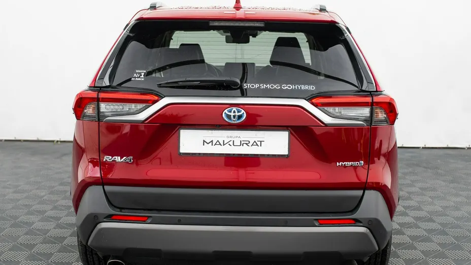 TOYOTA RAV4 -