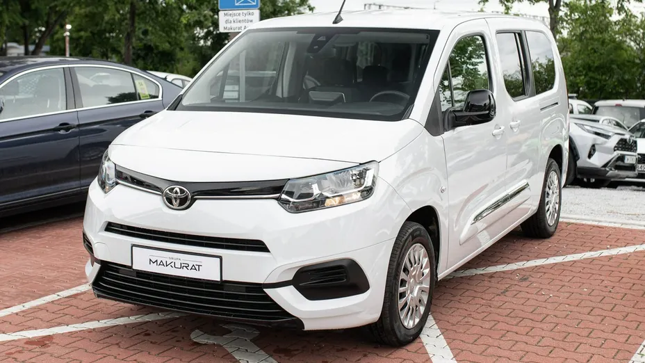 TOYOTA Proace City Verso -