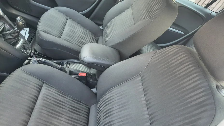 OPEL Zafira -