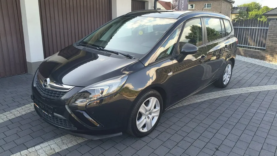 OPEL Zafira -