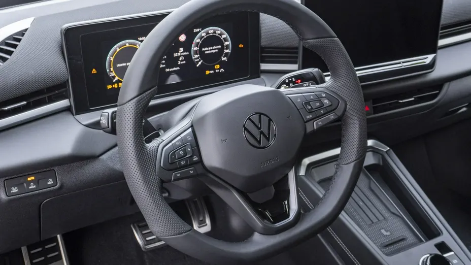 VOLKSWAGEN T-ROC -