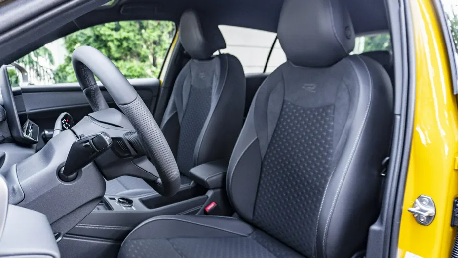 VOLKSWAGEN T-ROC -