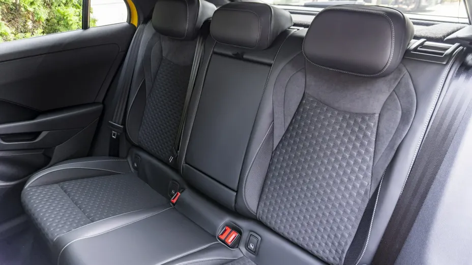 VOLKSWAGEN T-ROC -