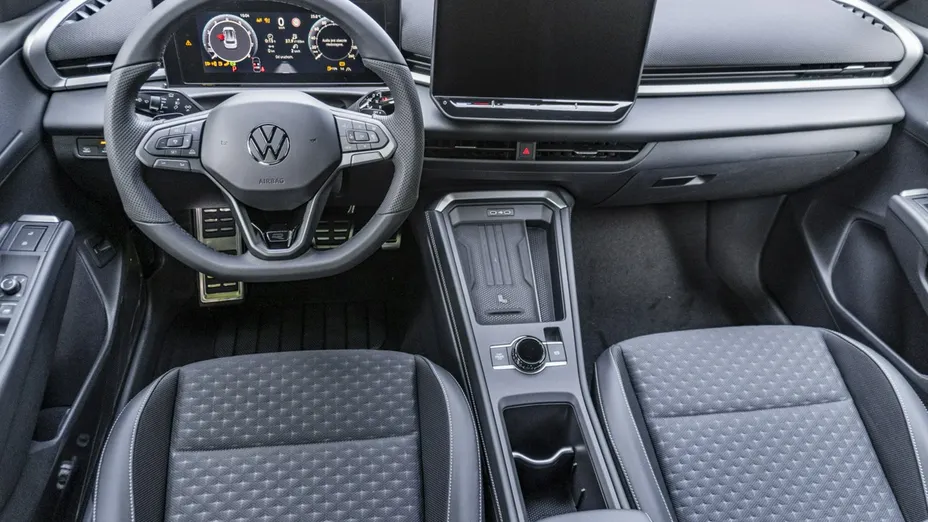 VOLKSWAGEN T-ROC -