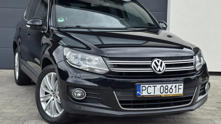 VOLKSWAGEN Tiguan -