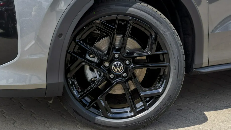VOLKSWAGEN T-ROC -
