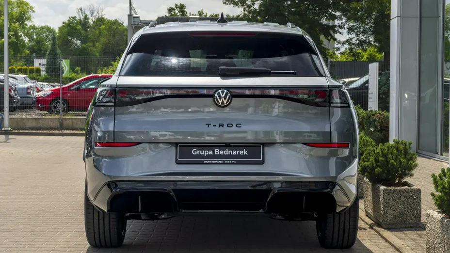 VOLKSWAGEN T-ROC -