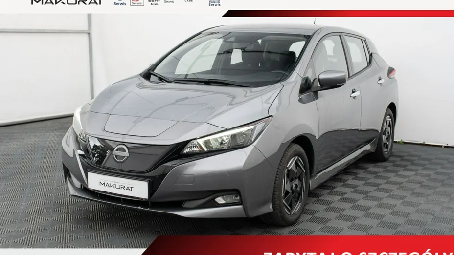 NISSAN Leaf -