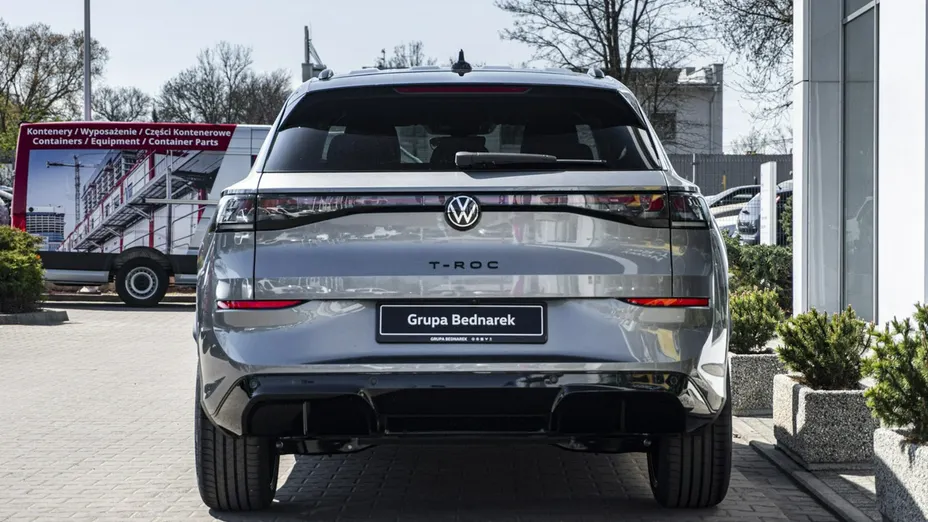 VOLKSWAGEN T-ROC -
