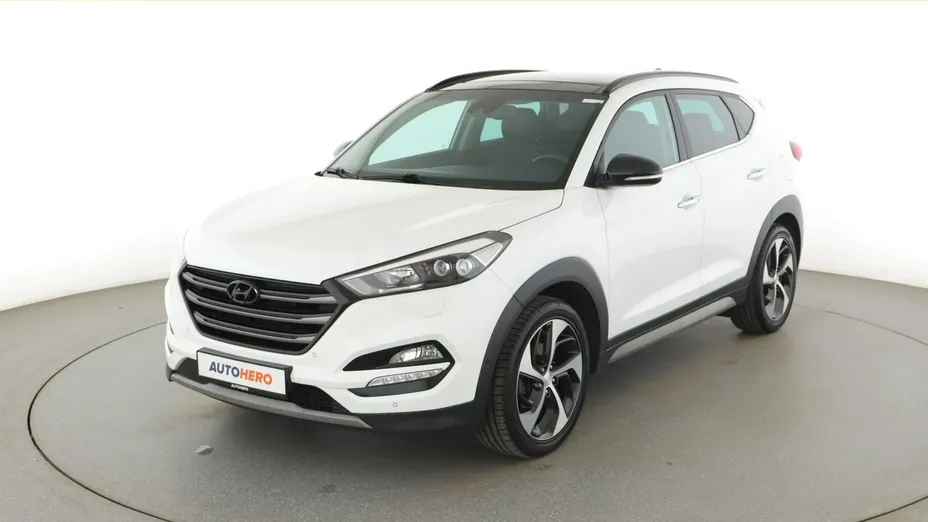 HYUNDAI Tucson -