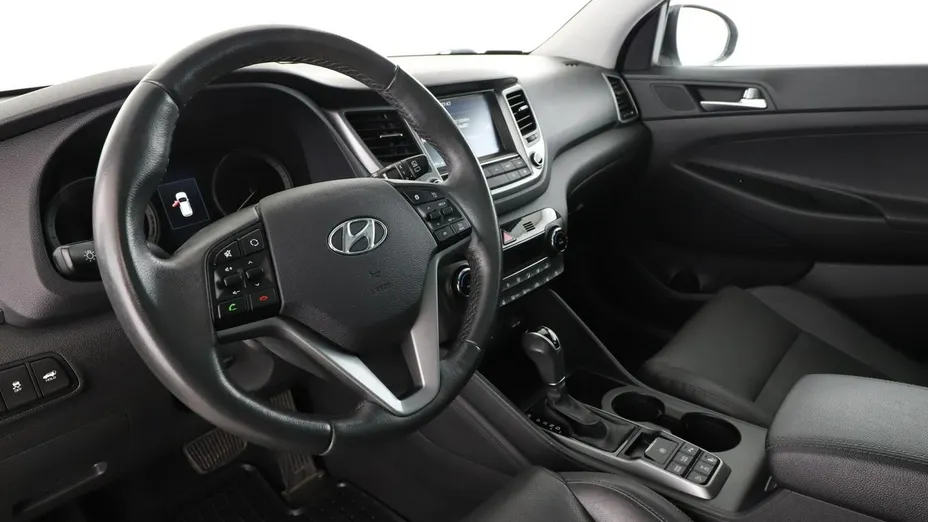 HYUNDAI Tucson -