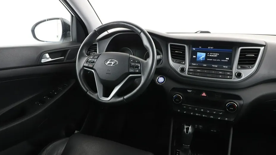 HYUNDAI Tucson -