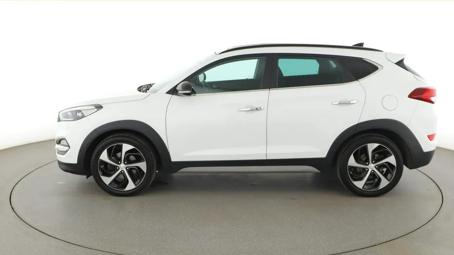 HYUNDAI Tucson -