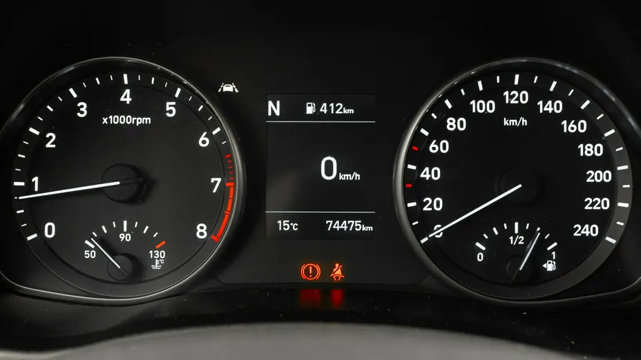 HYUNDAI i30 -