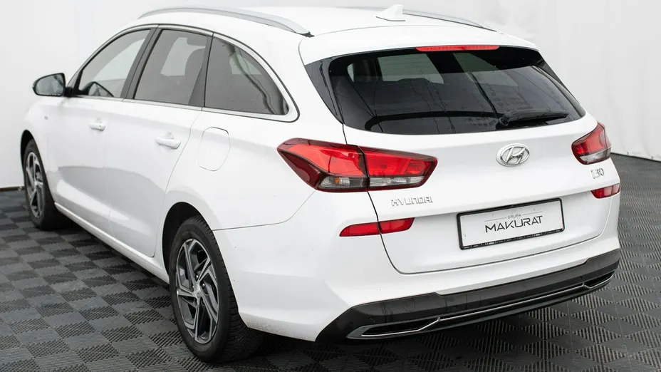 HYUNDAI i30 -