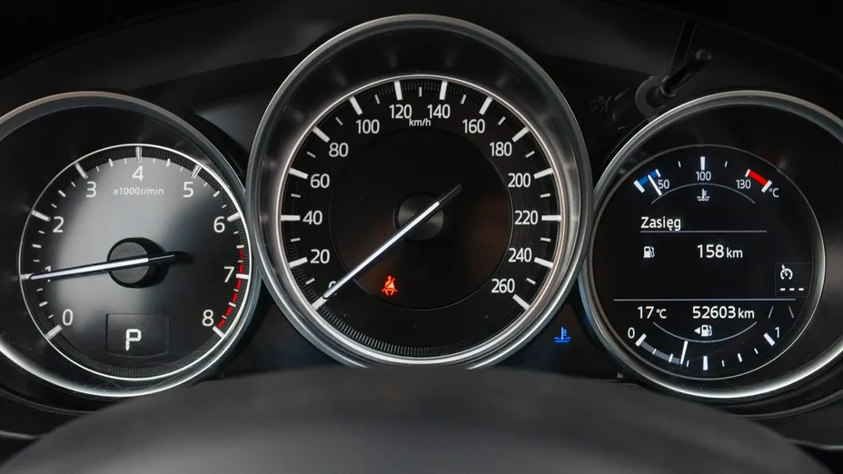 MAZDA CX-5 -
