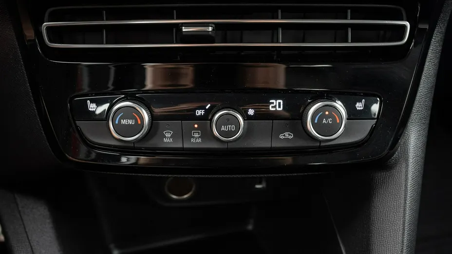 OPEL Mokka -