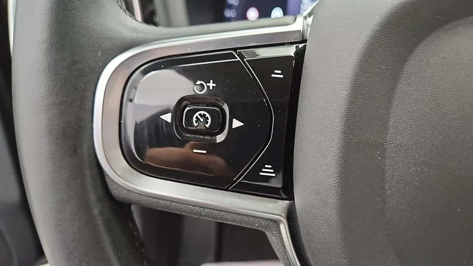 VOLVO V60 -