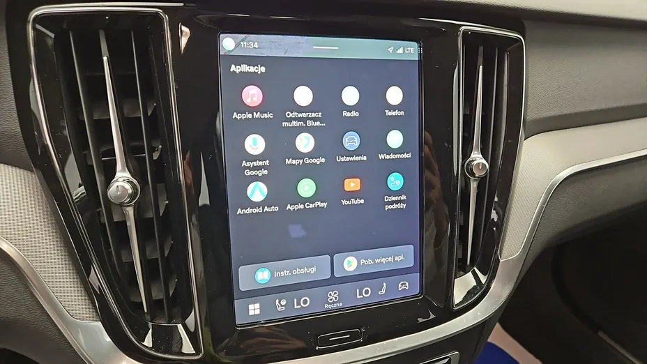 VOLVO V60 -