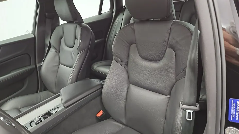 VOLVO V60 -