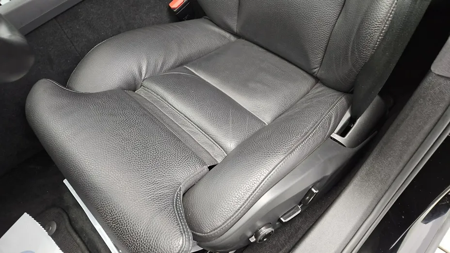 VOLVO V60 -