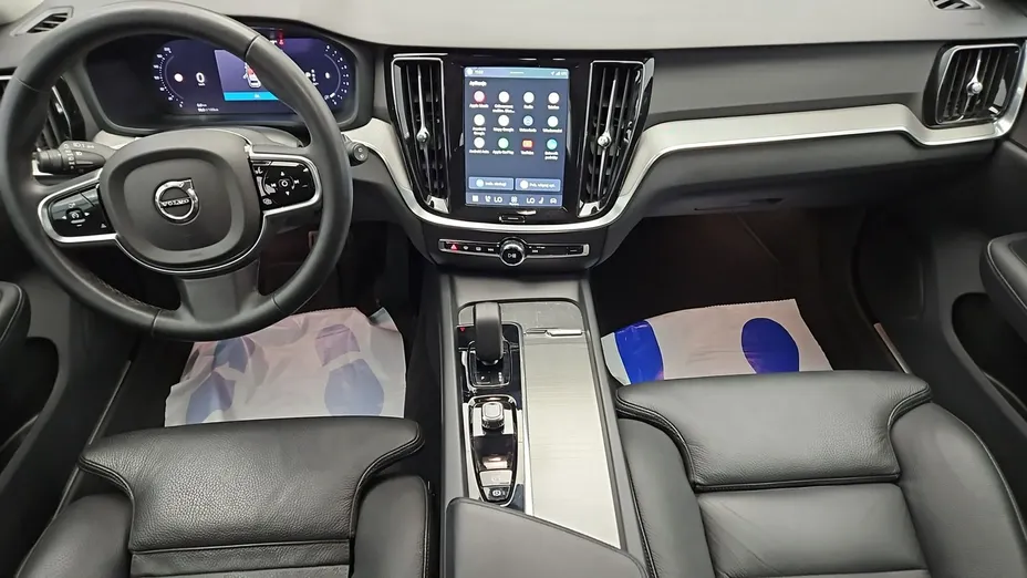 VOLVO V60 -