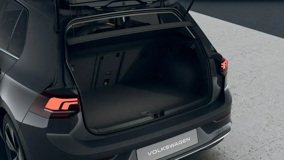 VOLKSWAGEN Golf -