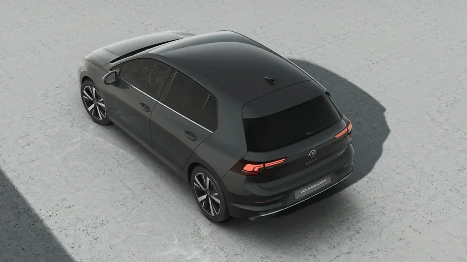 VOLKSWAGEN Golf -