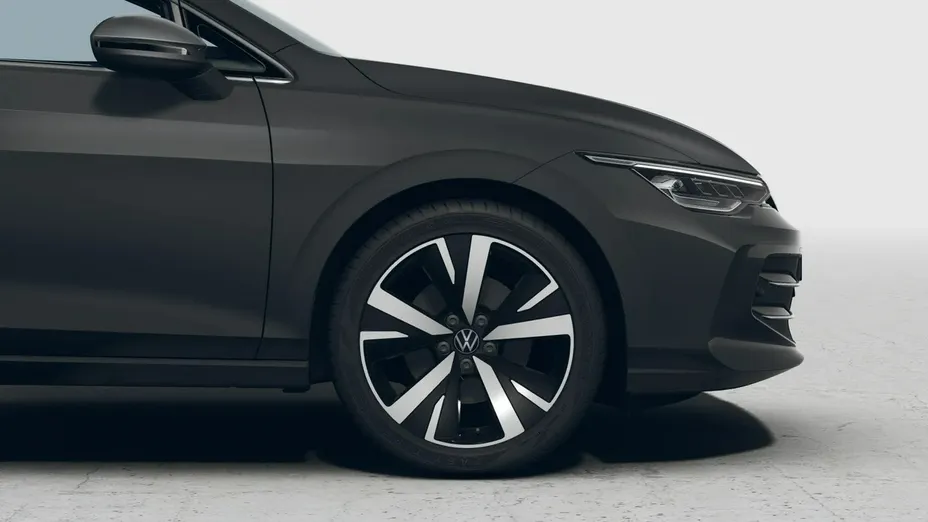 VOLKSWAGEN Golf -
