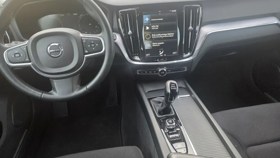 VOLVO V60 -