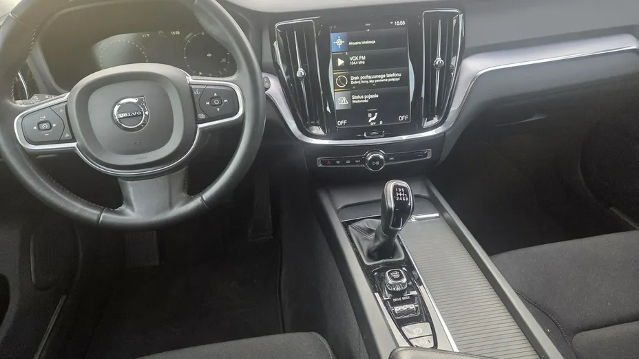 VOLVO V60 -