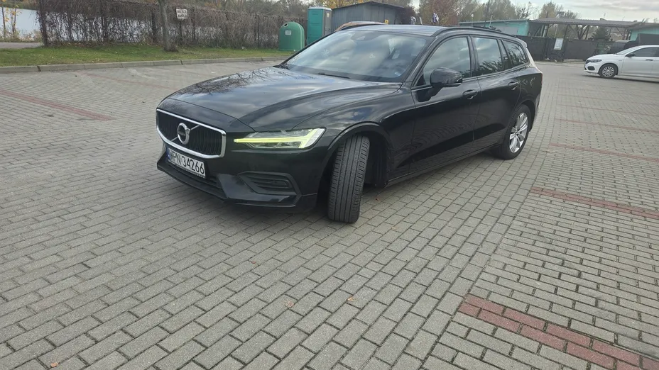 VOLVO V60 -