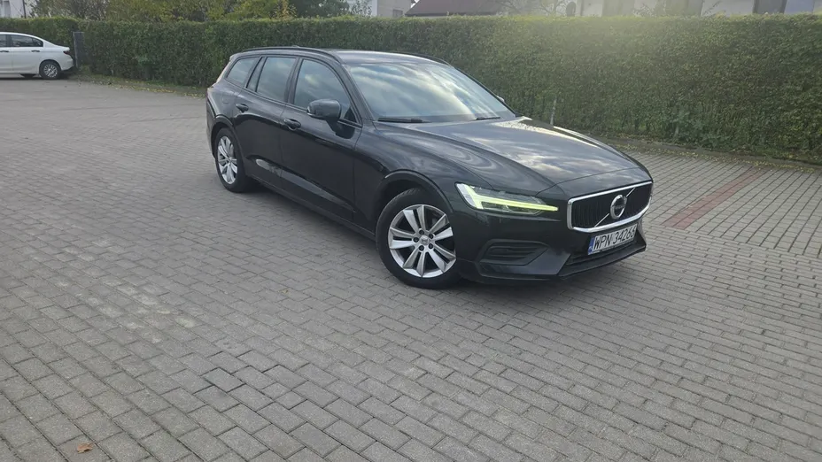 VOLVO V60 -