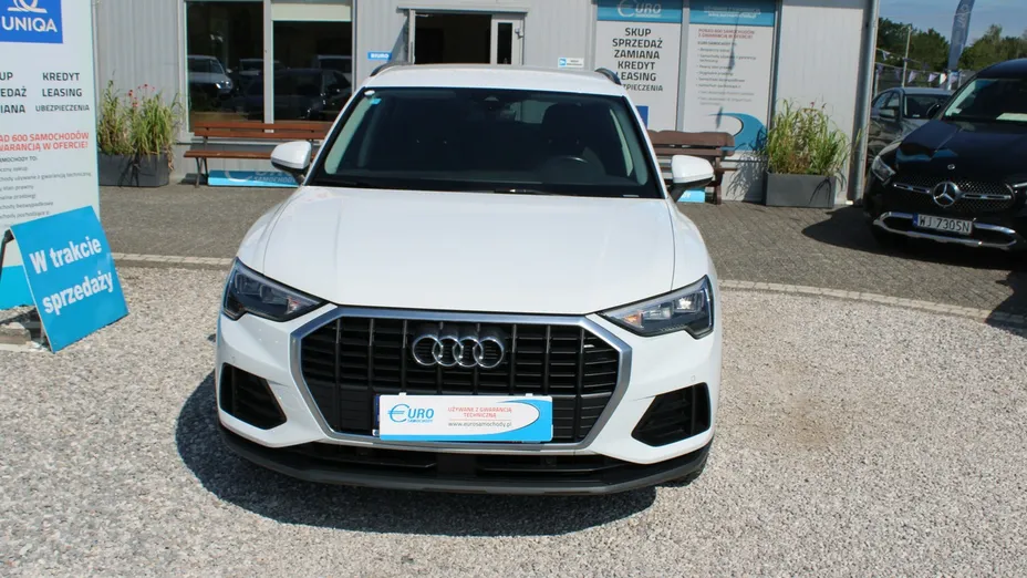 AUDI Q3 -