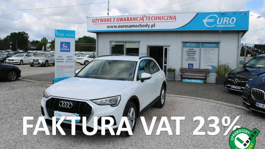 AUDI Q3 -