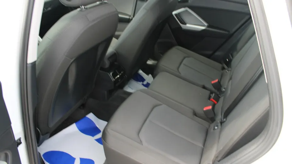 AUDI Q3 -