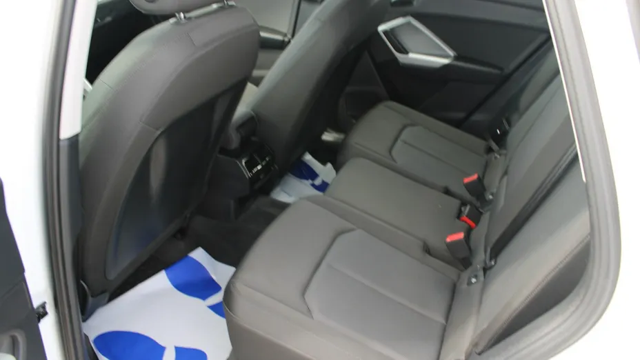 AUDI Q3 -