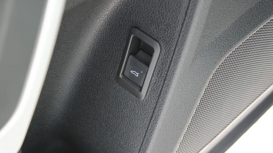 AUDI Q3 -